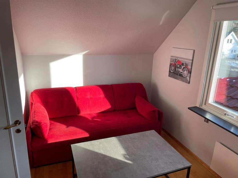 HestraFamiljevaenligt Hus Naera Isaberg!别墅 外观 照片