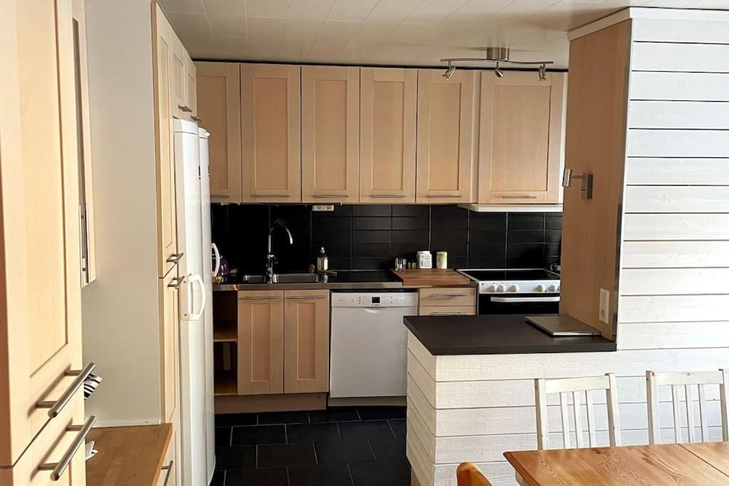 HestraFamiljevaenligt Hus Naera Isaberg!别墅 外观 照片
