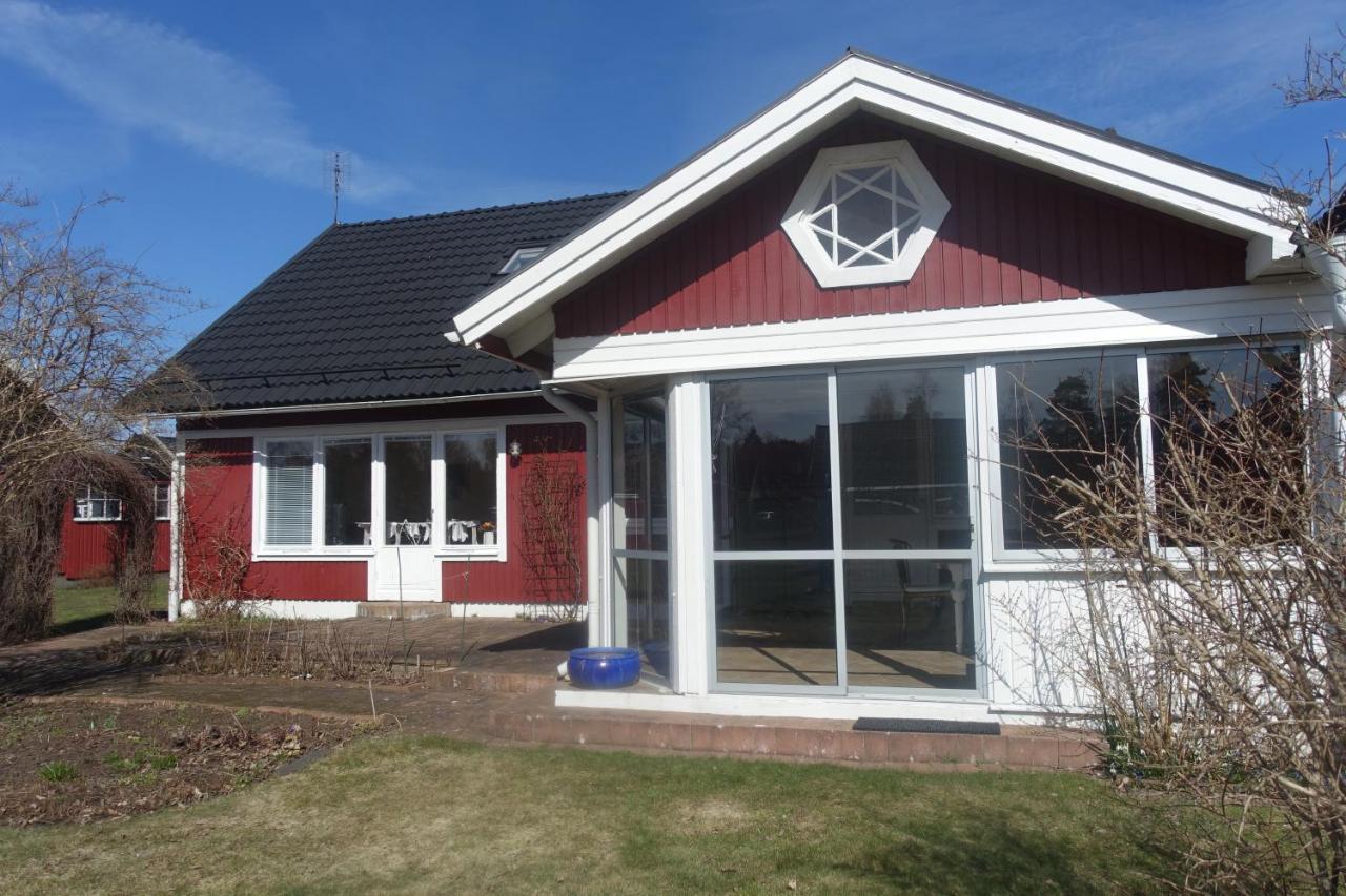 HestraFamiljevaenligt Hus Naera Isaberg!别墅 外观 照片